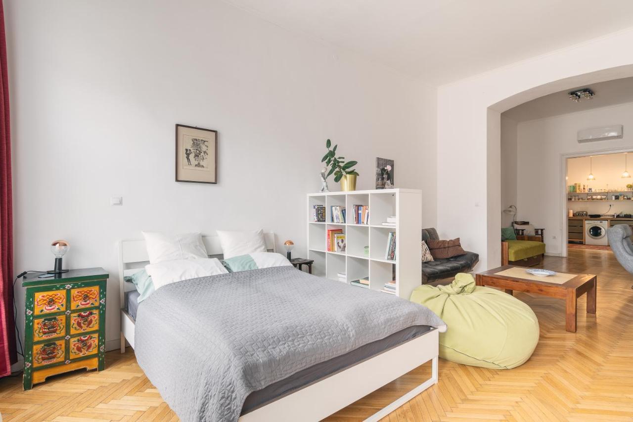 Bright & Spacious Loft With Basilica View Budapest Exterior foto